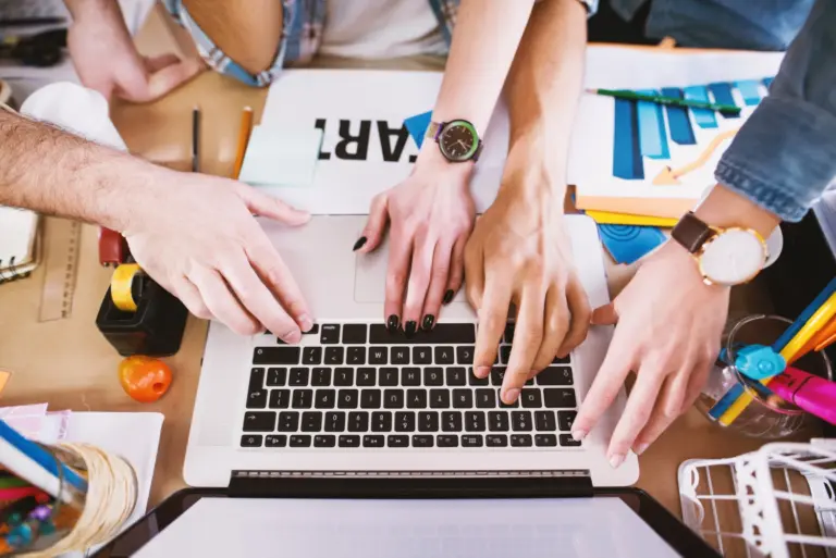 Professional Team Website vs Solo Creator: Which Is Better?